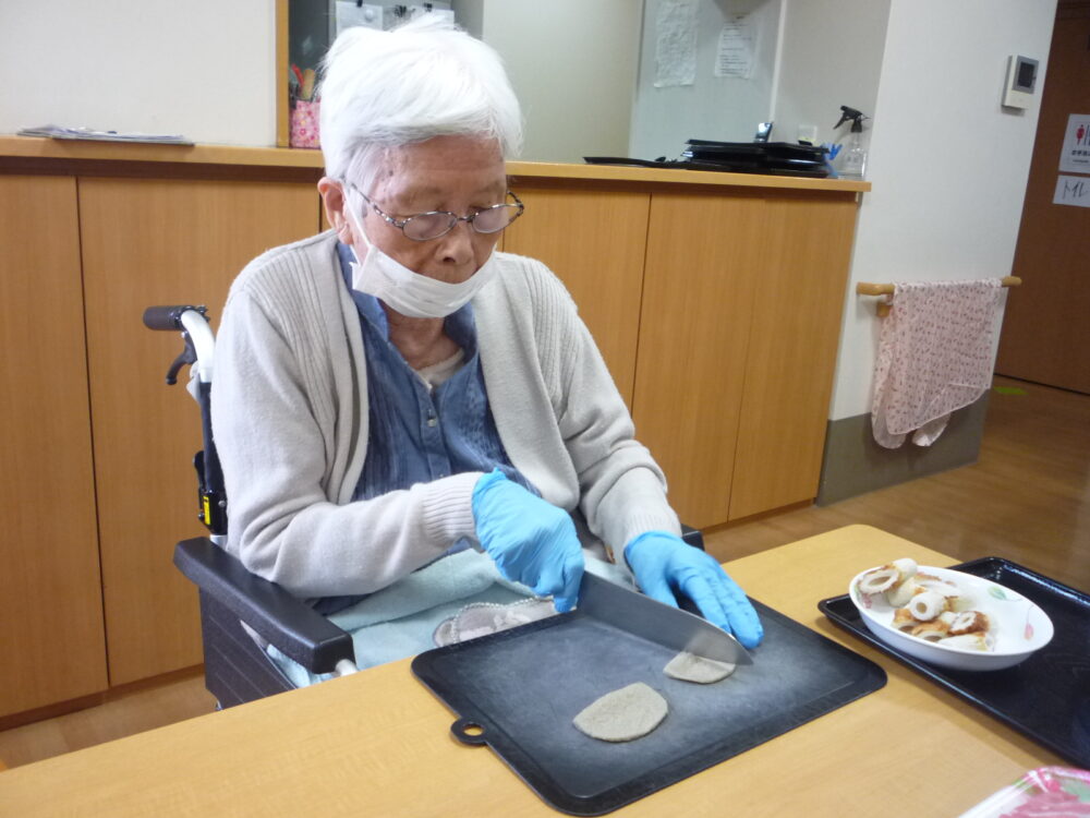 静岡市清水区グループホーム_昼食作りレク豚しゃぶづくり