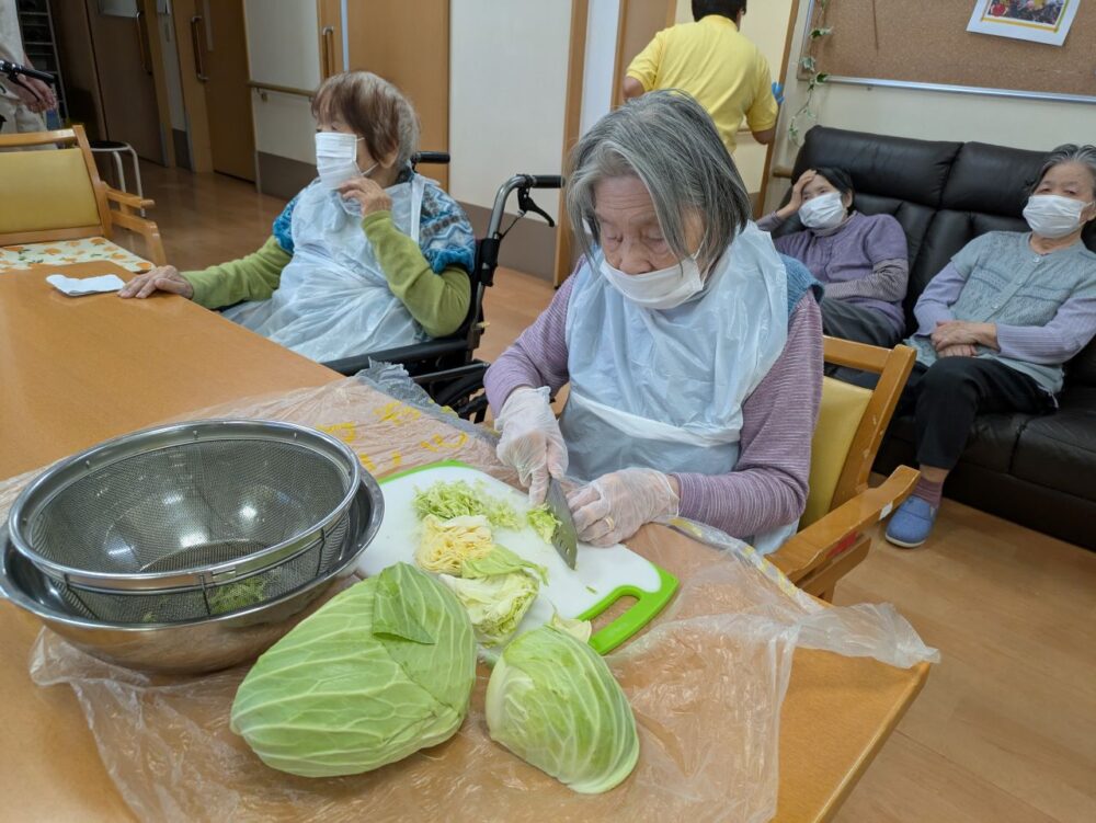 静岡市葵区グループホーム_お好み焼きパーティー食のイベント
