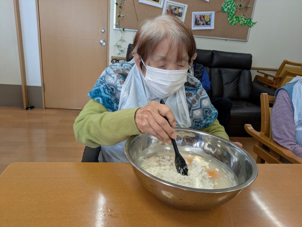 静岡市葵区グループホーム_お好み焼きパーティー食のイベント