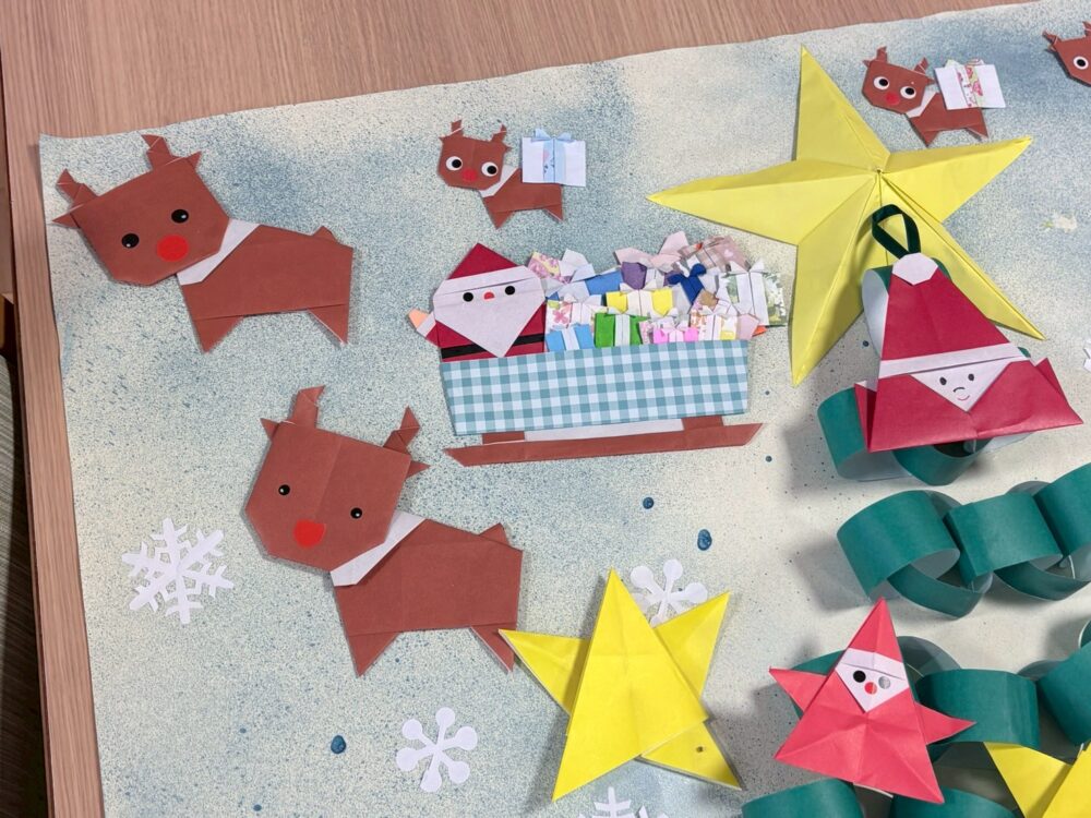 富士市グループホーム_折り紙教室2025.12.3