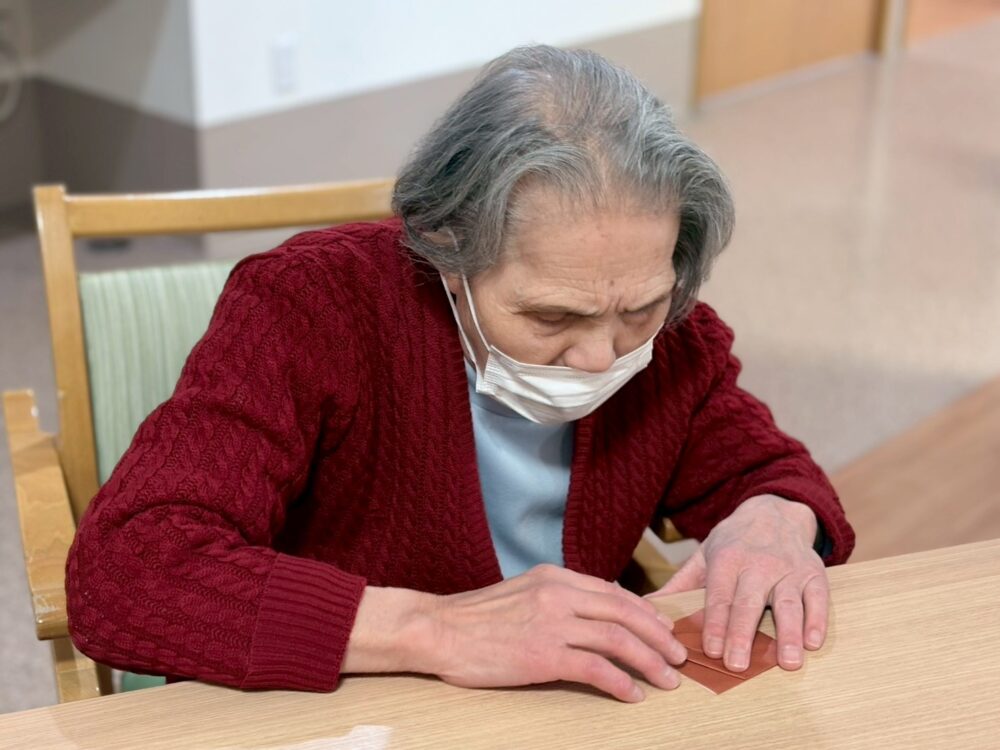 富士市グループホーム_折り紙教室2025.12.3