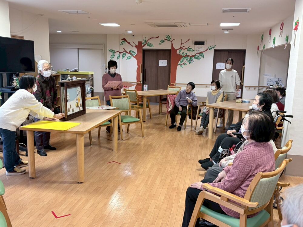 富士市グループホーム_折り紙教室2025.12.3