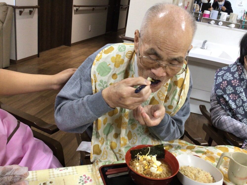 富士市グループホーム_支那そば加島亭