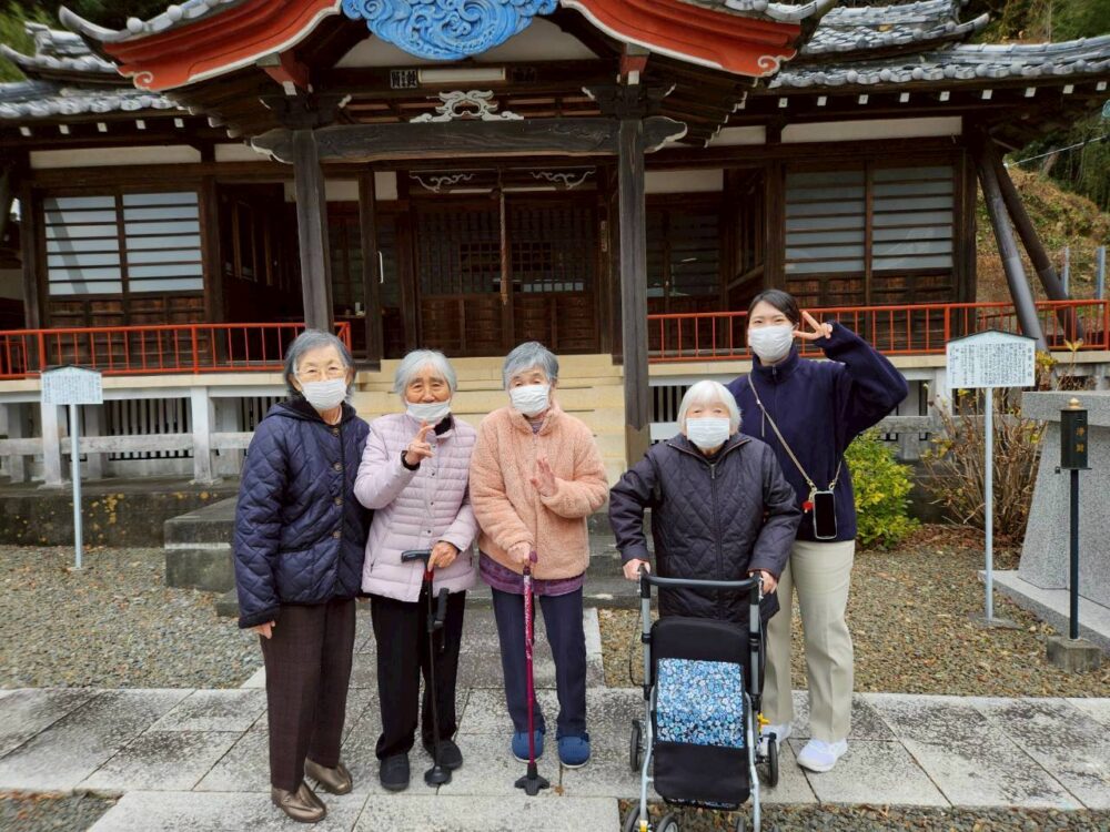 藤枝市老人ホーム_鬼岩寺へのお参りツアー
