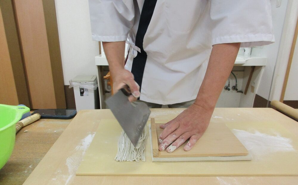 静岡市葵区老人ホーム_新年のすごろく大会