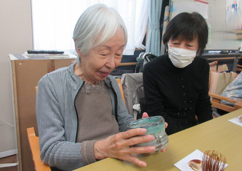 静岡市葵区老人ホーム_新年のお茶会2026
