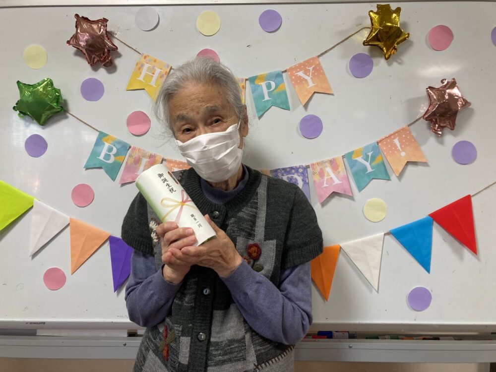 加島グループホーム 　1月お誕生日会