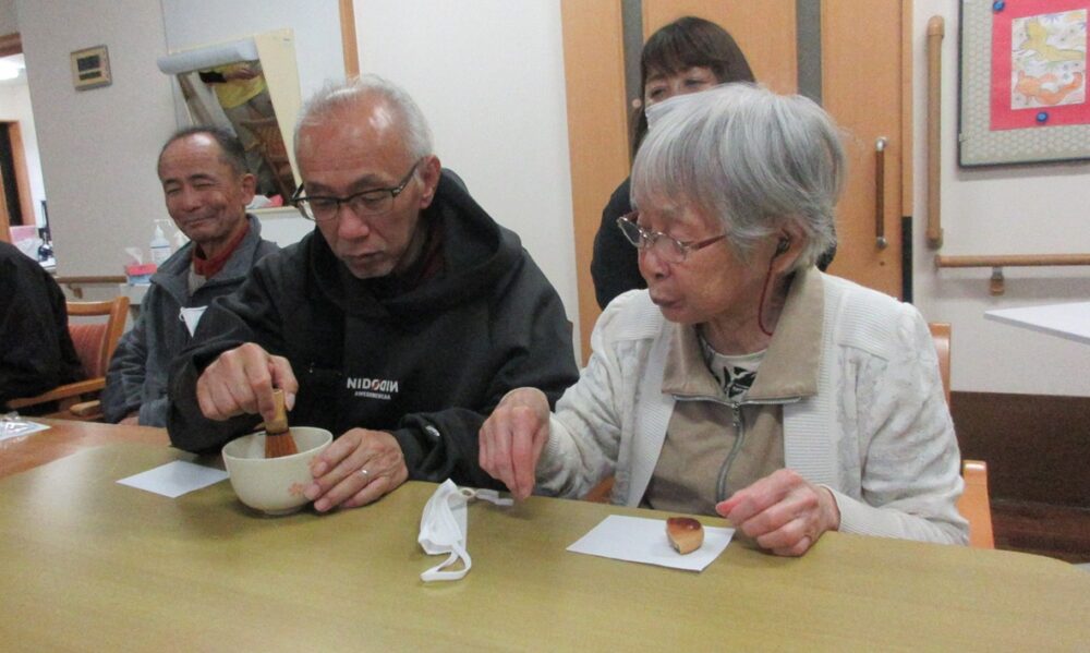 静岡市葵区老人ホーム_新年のお茶会2026
