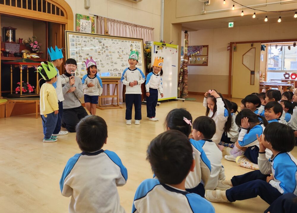 藤枝市老人ホーム_お誕生日会に招待