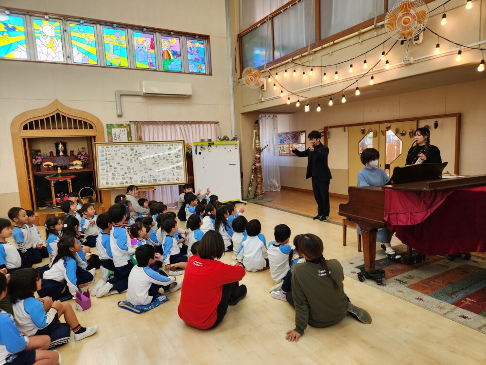 藤枝市老人ホーム_お誕生日会に招待